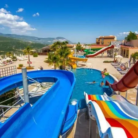 1-bedroom W/ Studio Kitchen In 5* * Kusadasi