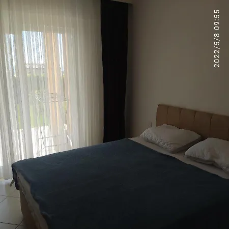 1-bedroom W/ Studio Kitchen In 5* Apartment *